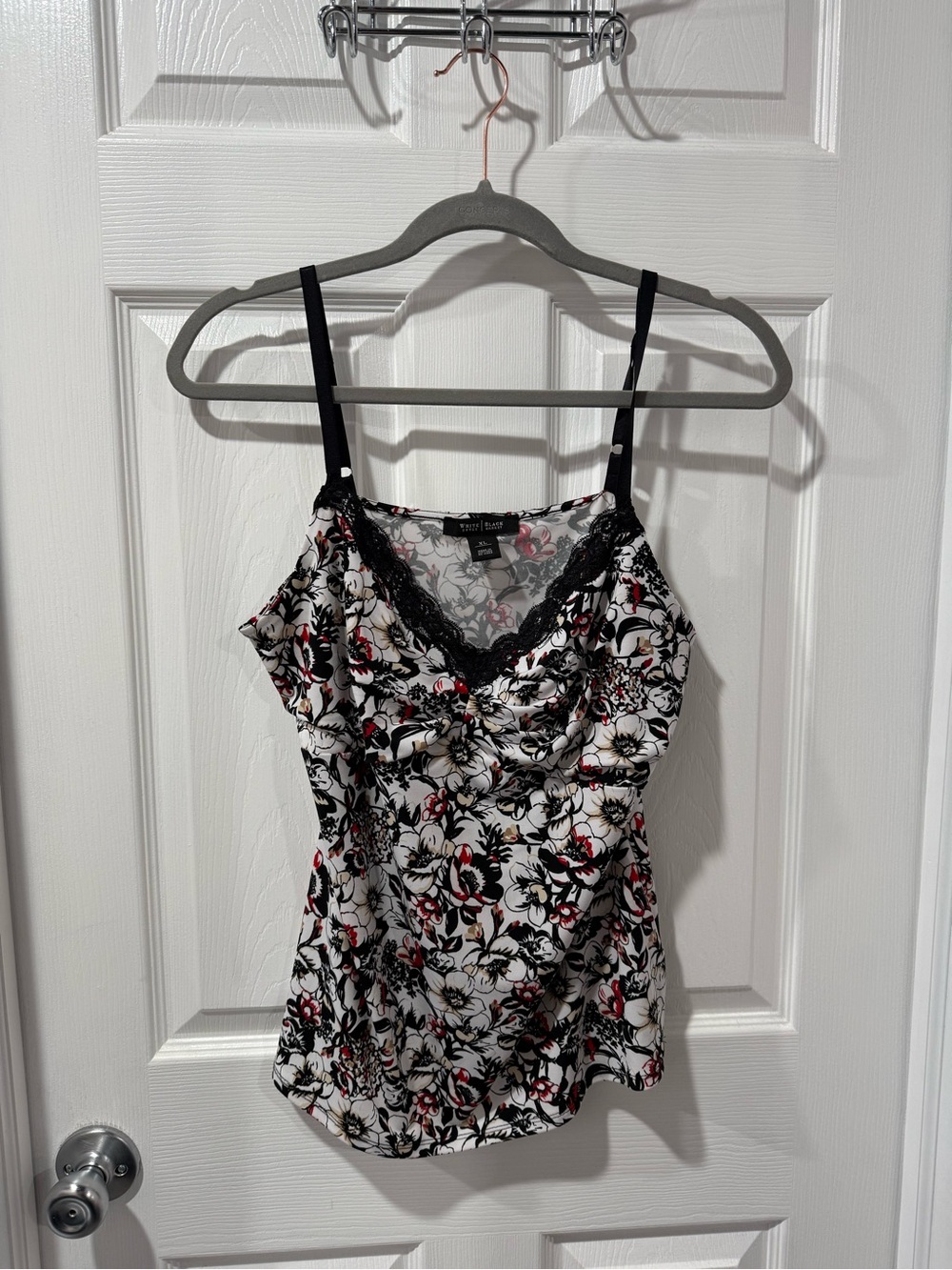 White House Black Market Black, White & Red Floral Lace-Trim Satin Cami - Picture 1 of 9